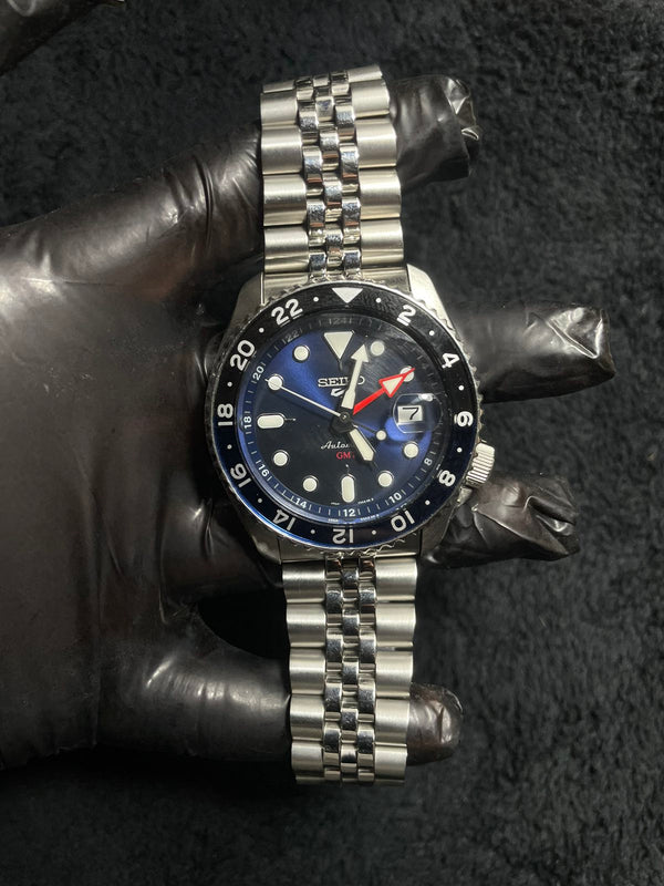 Seiko 5 GMT "BATMAN"  SSK003K1